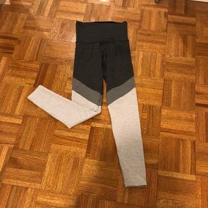 High-waist tri-color legging